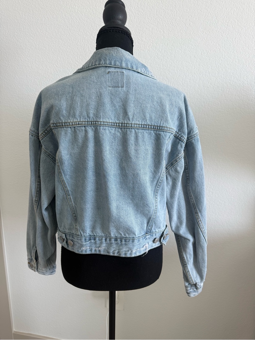 Classic Light Wash Denim Jacket - Picture 3 of 6